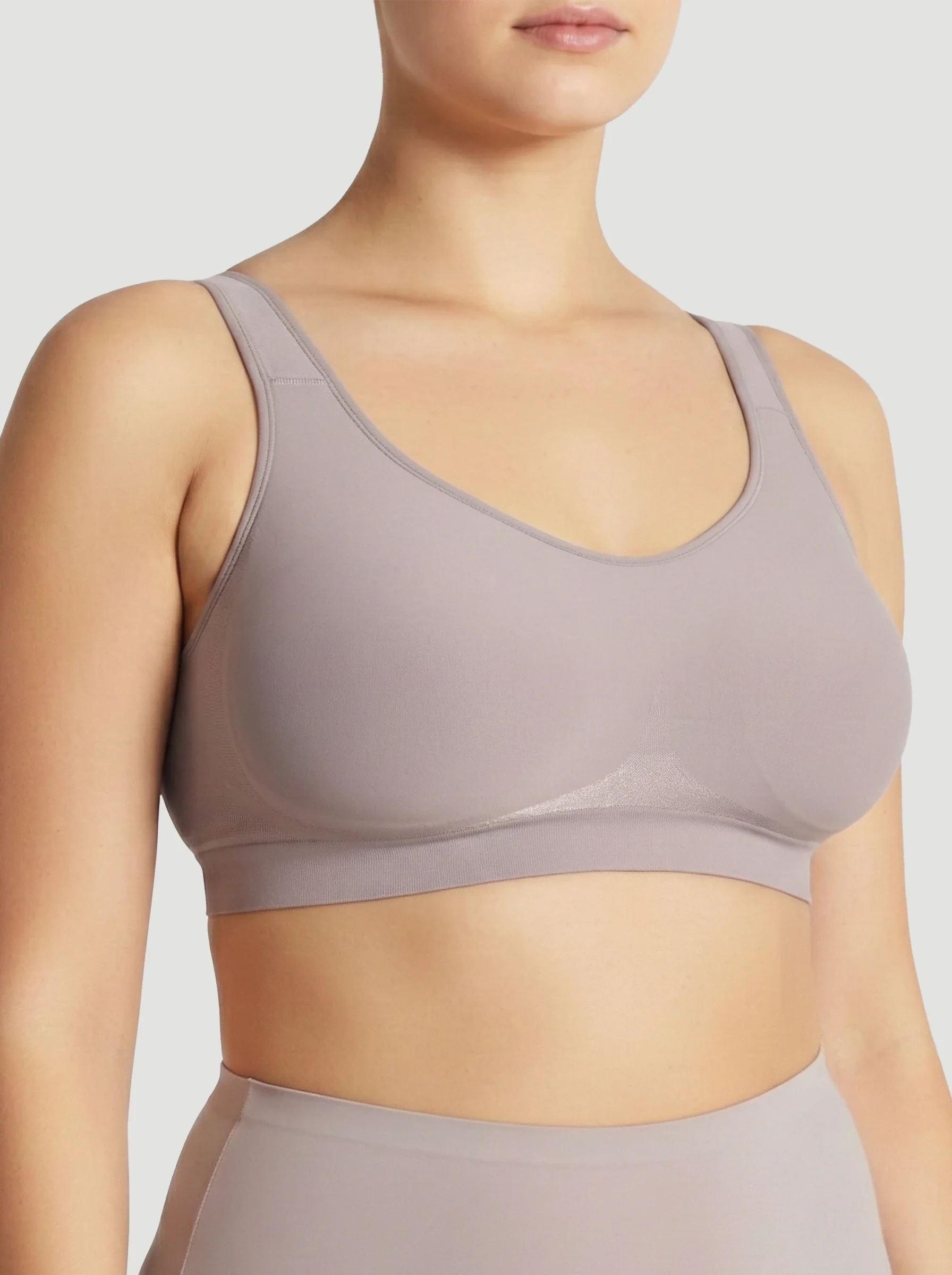 Adjustable Wire Free Shaper Bra (Cups A-FF) + FREE Bra Extender - Image 16