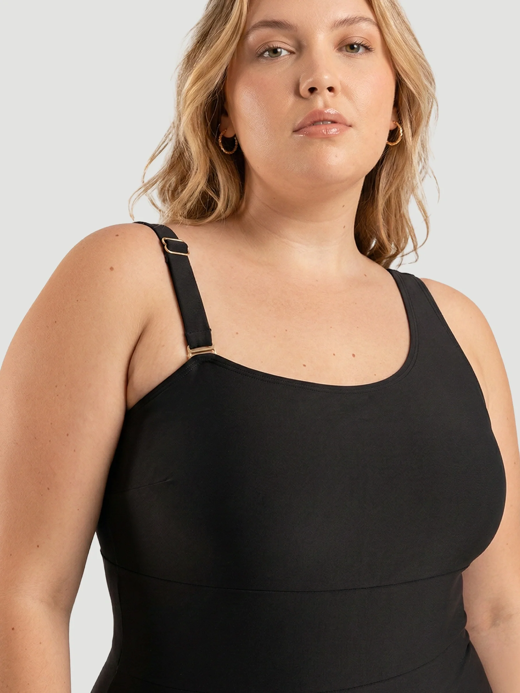 One Shoulder Shaping Swimsuit - Image 4