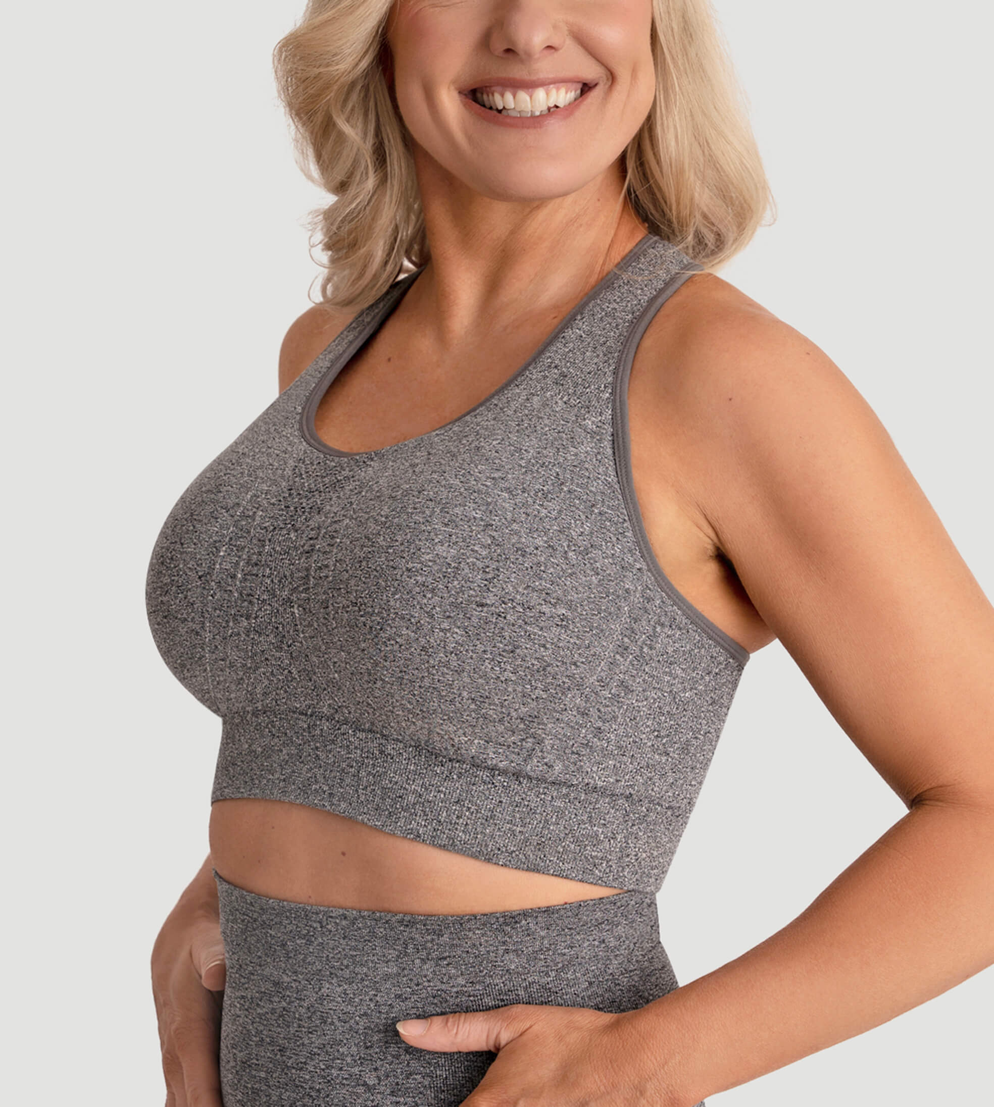 Racerback Seamless Sports Bra - Image 3