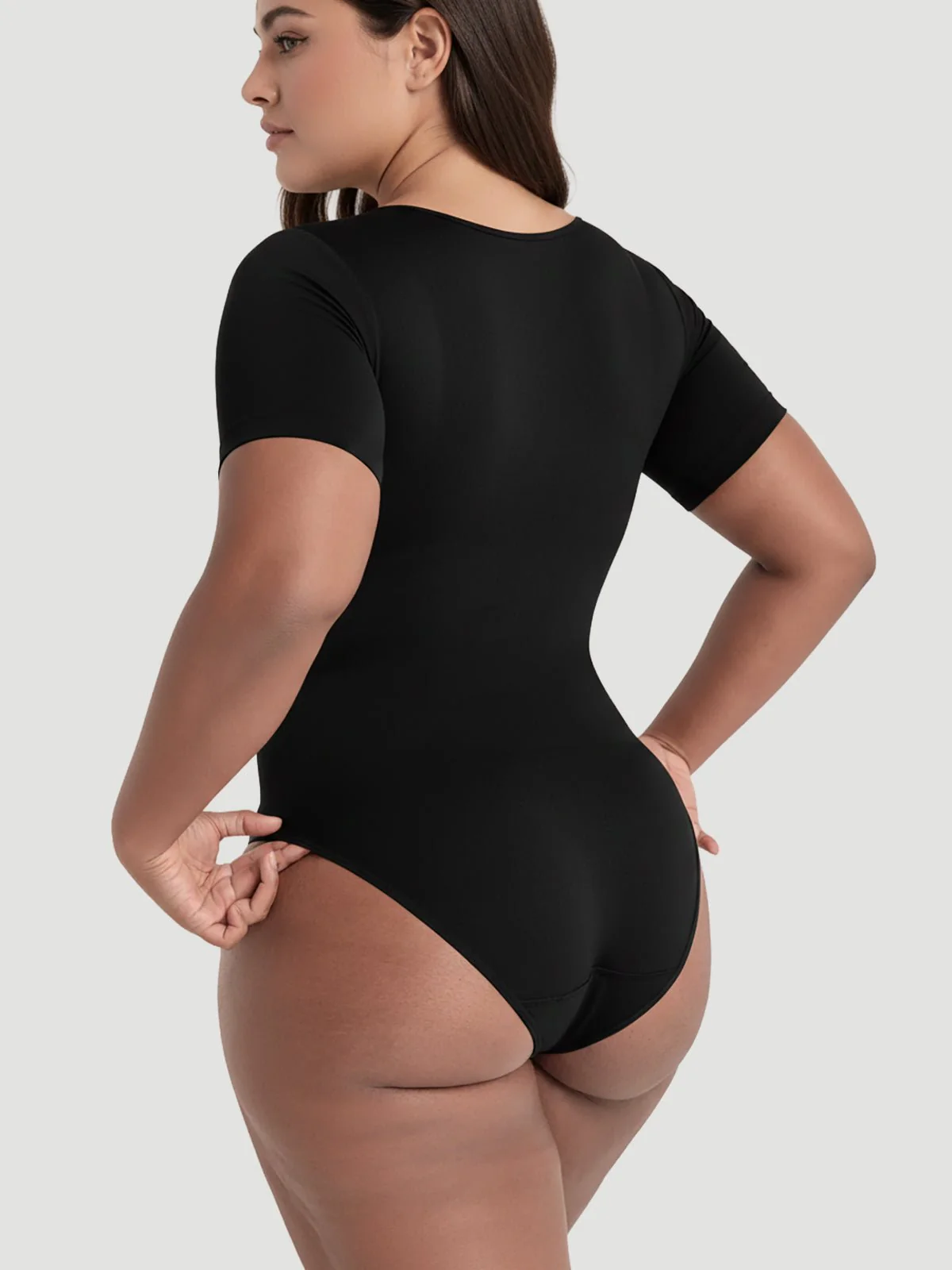 Short-Sleeve Seamless Sculpt Shapewear Bodysuit - Image 3