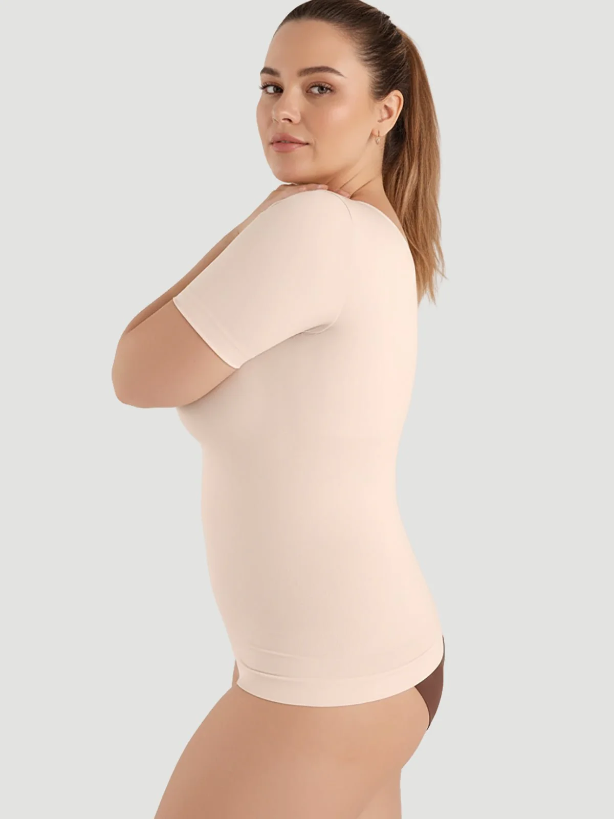 Short-Sleeve Shaping Smoothing Top - Image 7